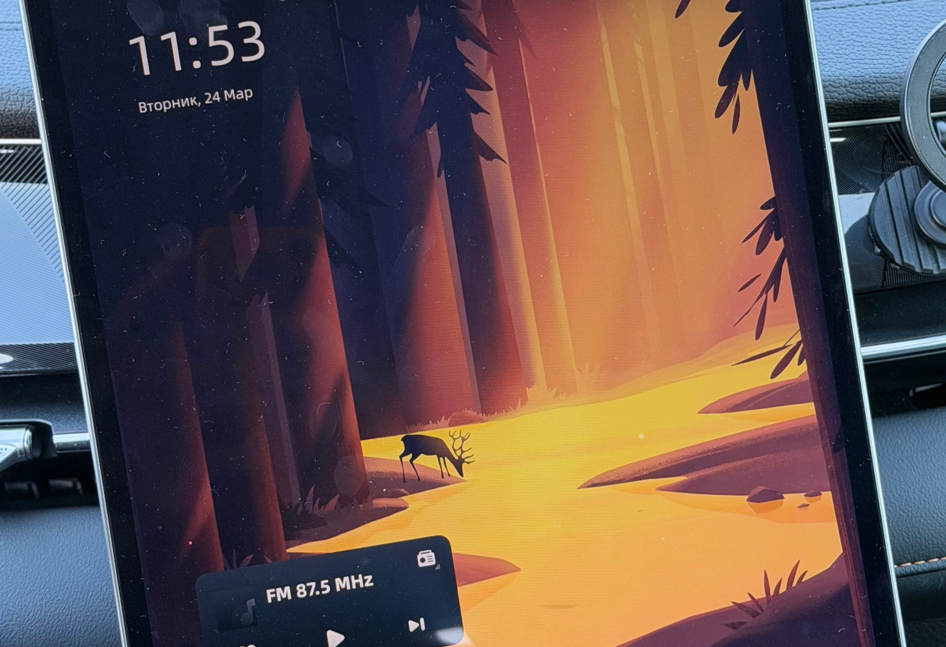 Аренда geely preface комфорт класса 2024 года в городе Москва Павшино от 3200 руб./сутки, передний привод, двигатель: бензин, объем 2 литра, ОСАГО (Мультидрайв), без водителя, недорого, вид 3 - RentRide