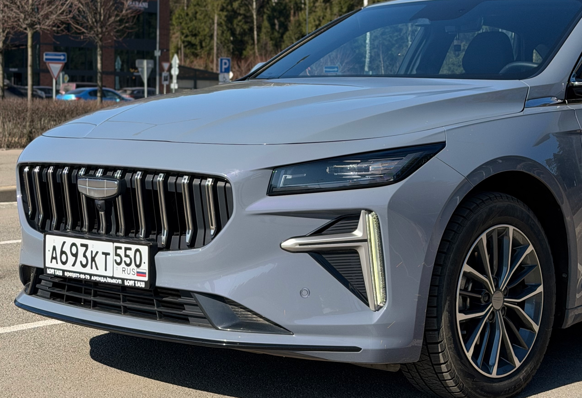 Аренда geely preface комфорт класса 2024 года в городе Москва Павшино от 3200 руб./сутки, передний привод, двигатель: бензин, объем 2 литра, ОСАГО (Мультидрайв), без водителя, недорого - RentRide