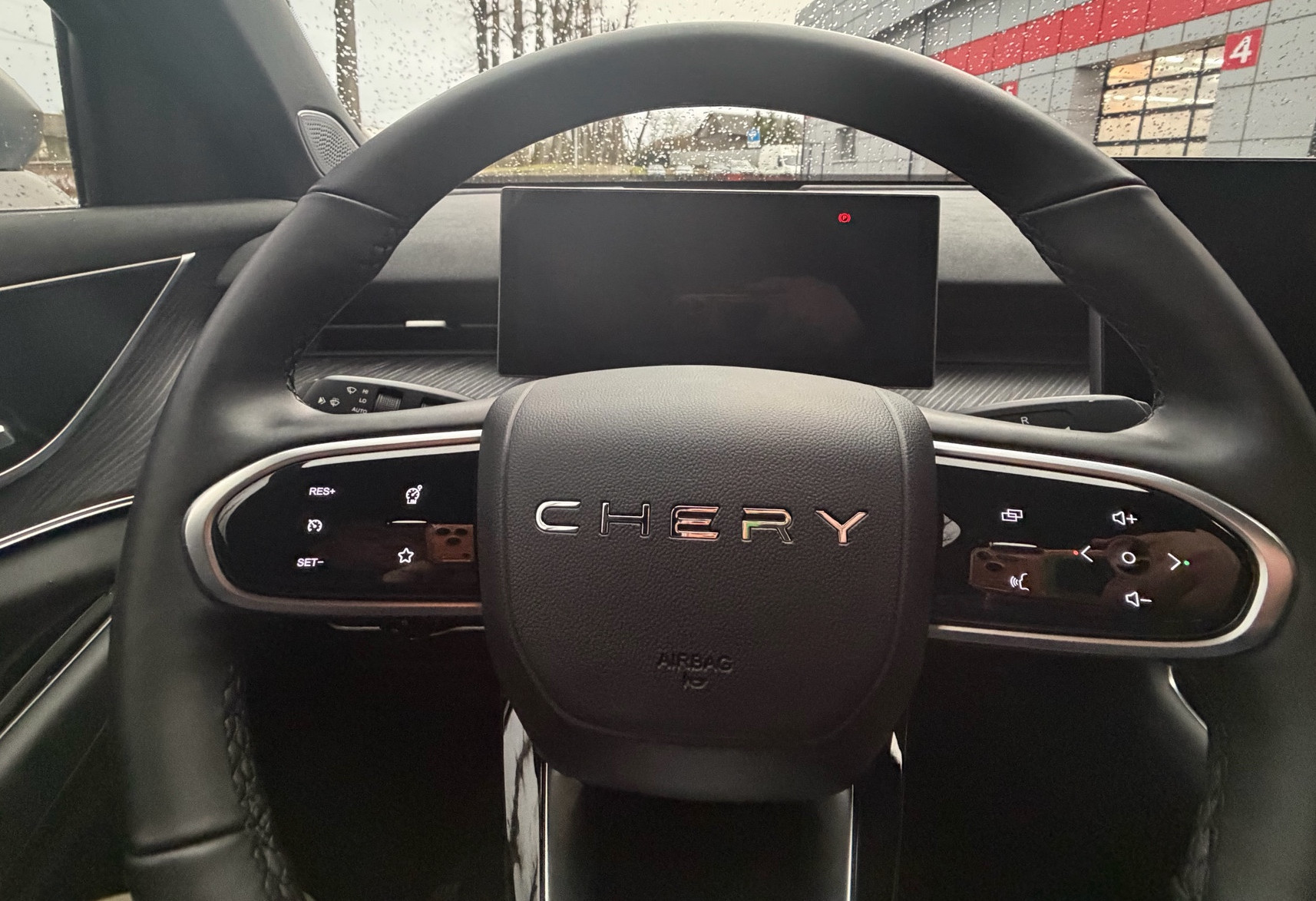 Аренда chery tiggo-9 бизнес класса 2025 года в городе Москва Алтуфьево от 9600 руб./сутки, полный привод, двигатель: бензин, объем 2 литра, ОСАГО (Мультидрайв), без водителя, недорого, вид 9 - RentRide