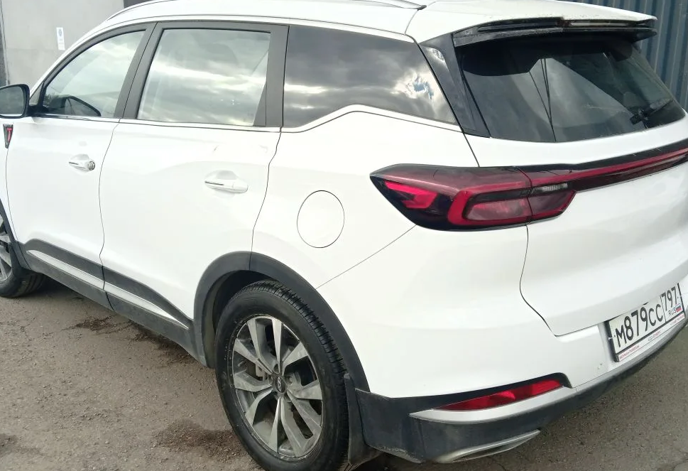 Аренда chery tiggo-7-pro-max эконом класса 2023 года в городе Москва Новые Черемушки от 2560 руб./сутки, передний привод, двигатель: бензин, объем 1.5 литров, ОСАГО (Мультидрайв), без водителя, недорого, вид 2 - RentRide