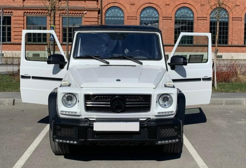 Аренда mercedes-benz g-klass 2016 года в городе Москва от 18400 руб./сутки, полный привод, двигатель: бензин, объем 4 литра, каско (Впишу в полис), ОСАГО (Впишу в полис), без водителя, недорого, вид 9 - RentRide
