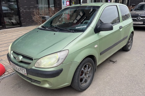 Прокат авто hyundai getz эконом класса 2007 года в городе Москва от 1200 руб./сутки, передний привод, двигатель: бензин, объем 1.1 литр, ОСАГО (Впишу в полис), без водителя, недорого - RentRide