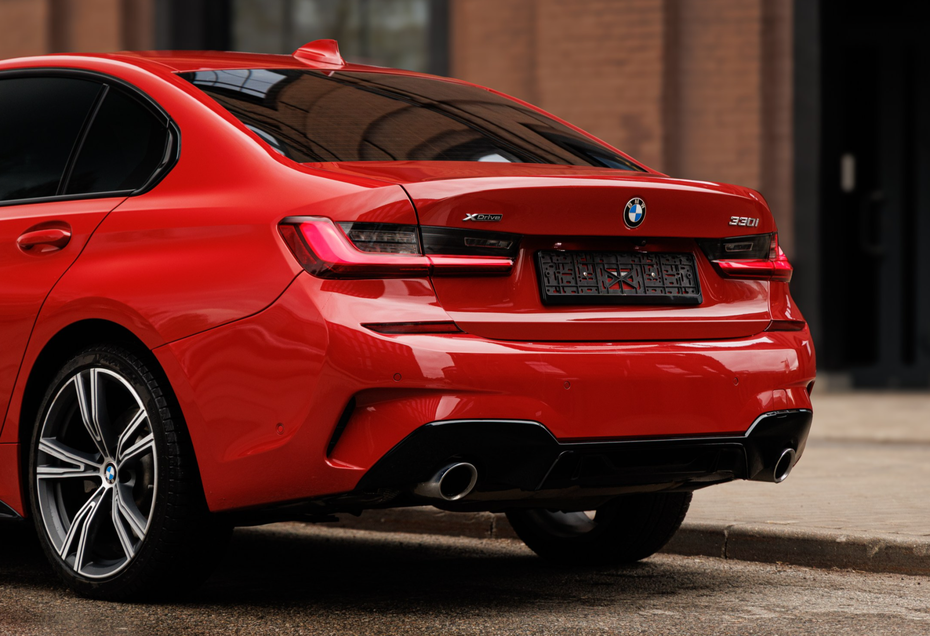 Аренда bmw 3-serii бизнес класса 2021 года в городе Москва Лермонтовский проспект от 8720 руб./сутки, полный привод, двигатель: бензин, объем 2 литра, ОСАГО (Мультидрайв), без водителя, недорого, вид 5 - RentRide