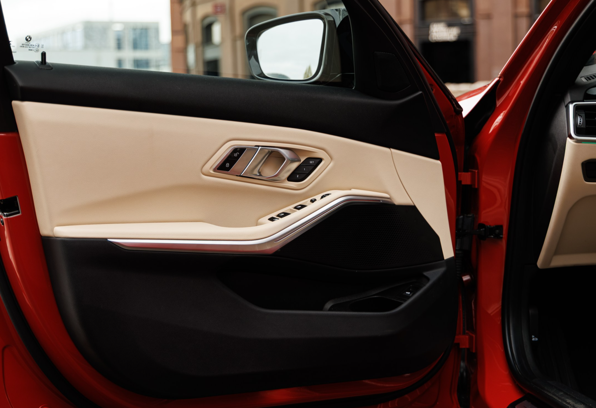 Аренда bmw 3-serii бизнес класса 2021 года в городе Москва Лермонтовский проспект от 8720 руб./сутки, полный привод, двигатель: бензин, объем 2 литра, ОСАГО (Мультидрайв), без водителя, недорого, вид 8 - RentRide