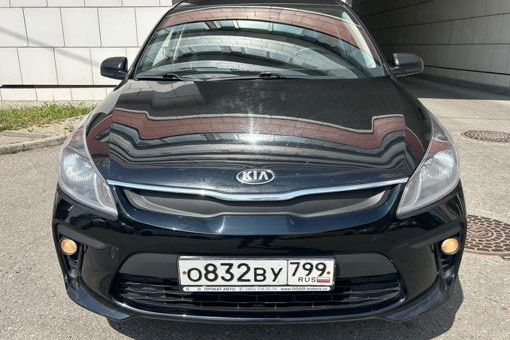 Прокат авто kia rio эконом класса 2020 года в городе Москва Пролетарская от 2300 руб./сутки, передний привод, двигатель: бензин, объем 1600 литров, ОСАГО (Мультидрайв), без водителя, недорого - RentRide