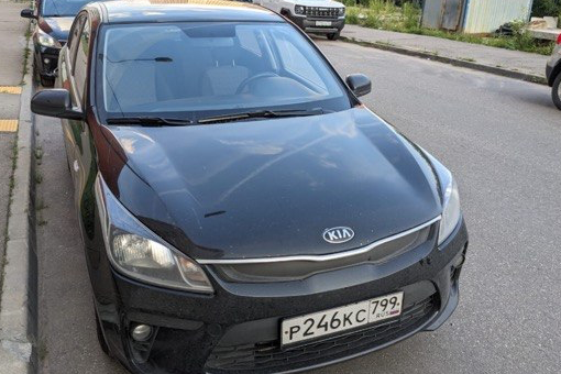 Прокат авто kia rio эконом класса 2018 года в городе Москва Волгоградский проспект от 2300 руб./сутки, передний привод, двигатель: бензин, объем 1.6 литров, ОСАГО (Впишу в полис), без водителя, недорого - RentRide