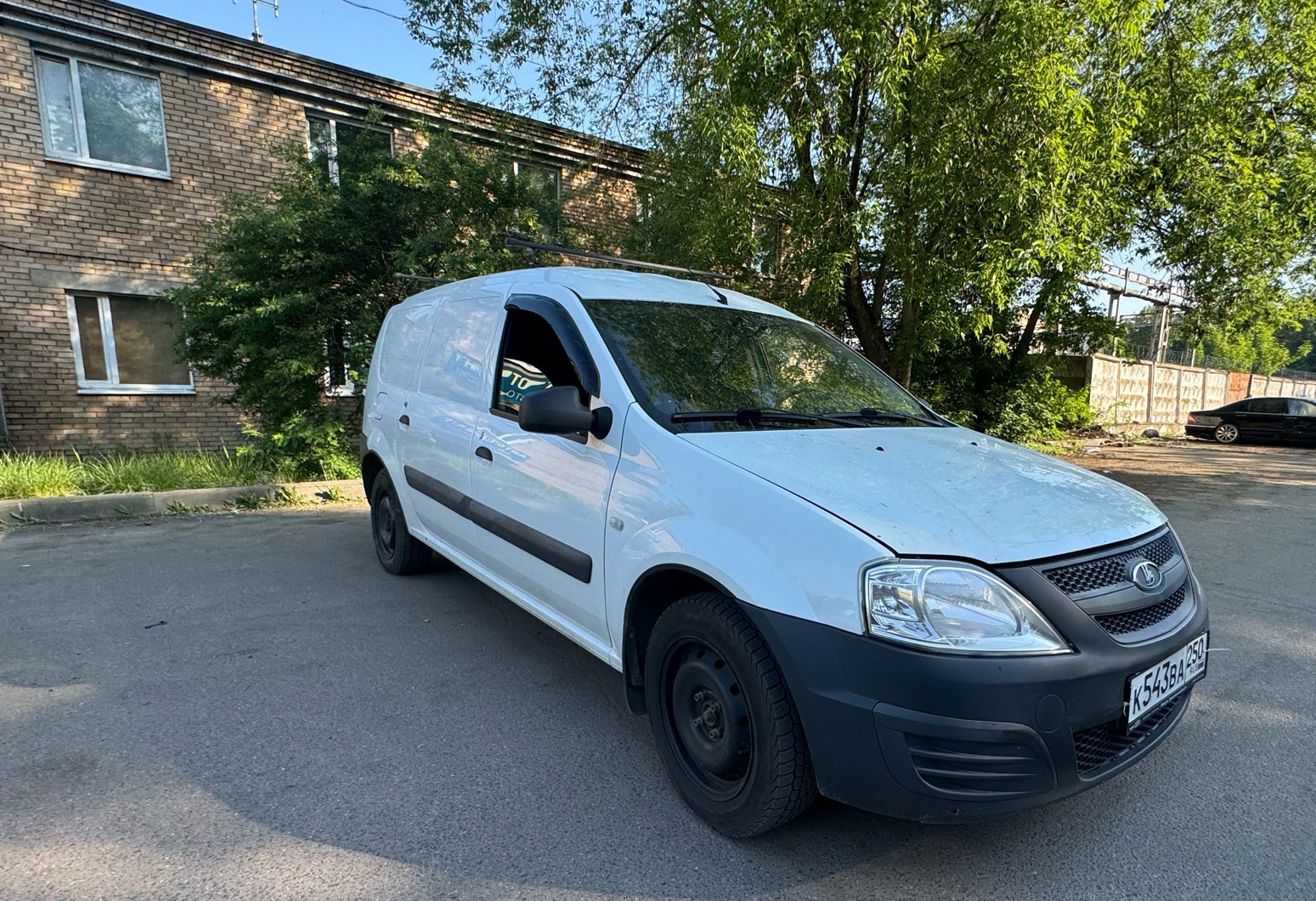 Аренда lada largus эконом класса 2019 года в городе Москва от 1800 руб./сутки, передний привод, двигатель: бензин, объем 1.6 литров, ОСАГО (Впишу в полис), без водителя, недорого, вид 5 - RentRide
