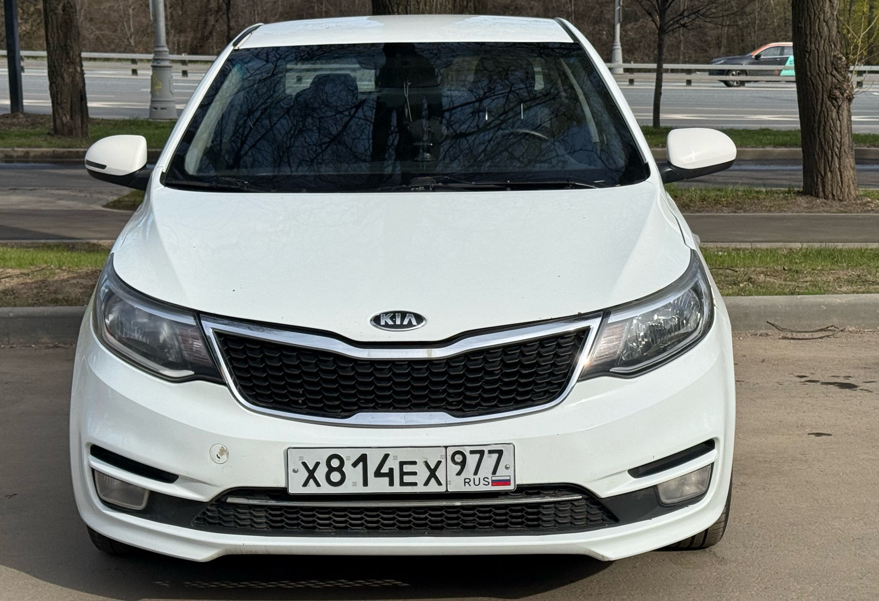 Аренда kia rio эконом класса 2016 года в городе Москва Нахимовский проспект от 3192 руб./сутки, передний привод, двигатель: бензин, объем 1.4 литра, без водителя, недорого, вид 5 - RentRide