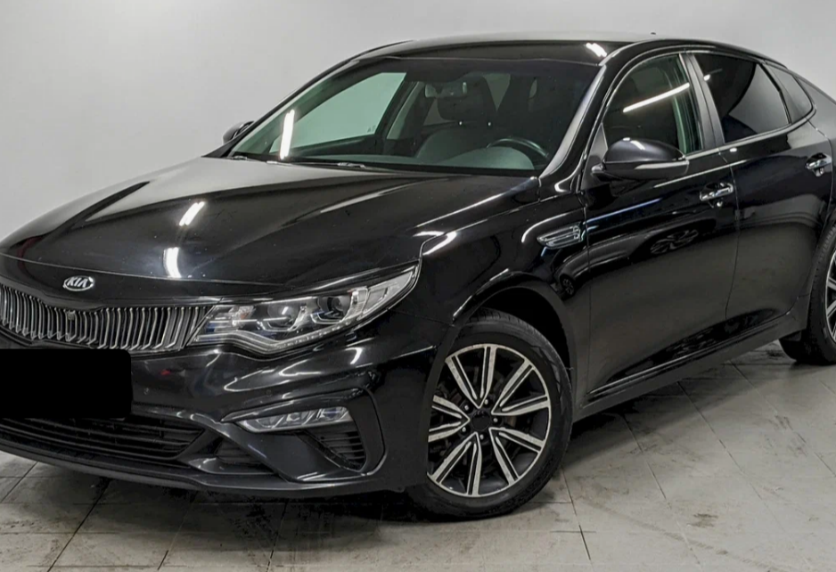 Аренда kia optima комфорт класса 2019 года в городе Москва Нахимовский проспект от 4800 руб./сутки, передний привод, двигатель: бензин, объем 2 литра, ОСАГО (Мультидрайв), без водителя, недорого - RentRide