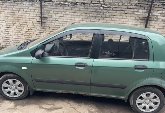 Аренда hyundai getz эконом класса 2006 года в городе Москва Селигерская от 1200 руб./сутки, передний привод, двигатель: бензин, объем 1.1 литр, ОСАГО (Впишу в полис), без водителя, недорого, вид 2 - RentRide