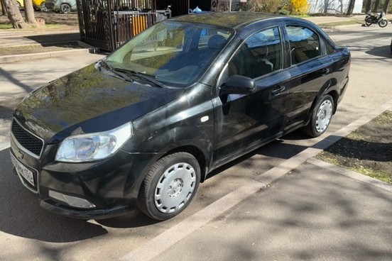 Прокат авто ravon nexia-r3 эконом класса 2016 года в городе Москва Беломорская от 1760 руб./сутки, передний привод, двигатель: бензин, объем 1500 литров, ОСАГО (Впишу в полис), без водителя, недорого - RentRide