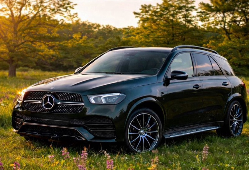 Аренда mercedes-benz gle-amg бизнес класса 2021 года в городе Москва от 14800 руб./сутки, полный привод, двигатель: бензин, объем 2 литра, каско (Впишу в полис), ОСАГО (Впишу в полис), без водителя, недорого - RentRide
