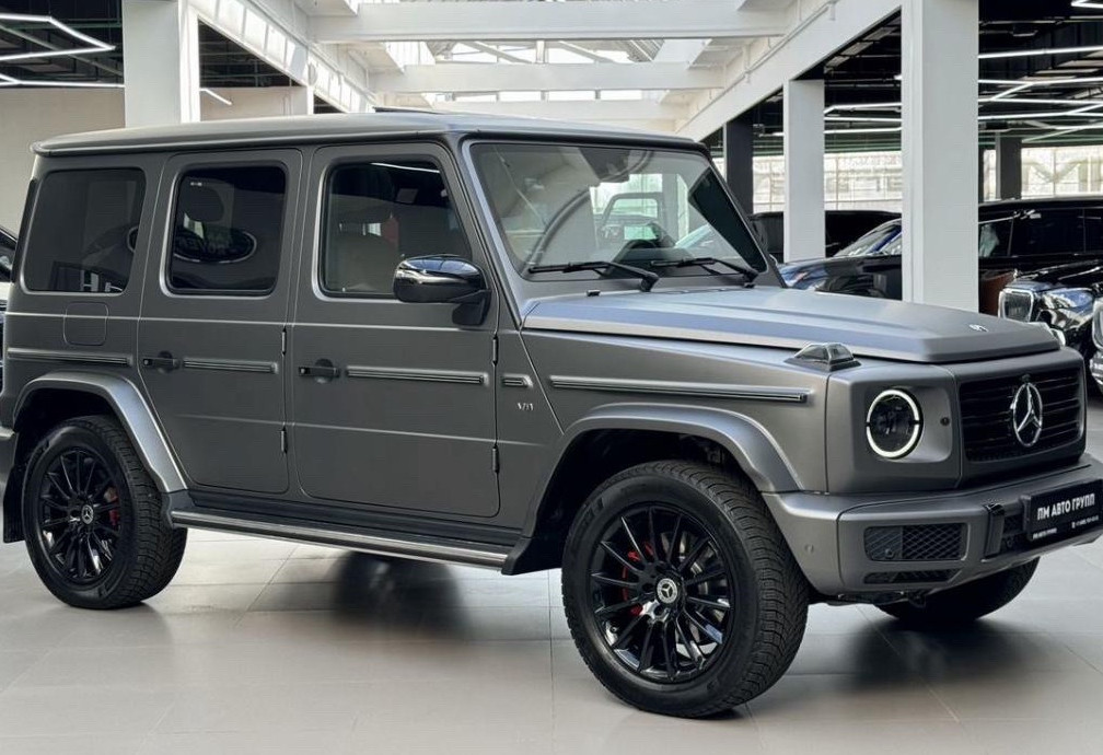 Аренда mercedes-benz g-klass премиум класса 2021 года в городе Москва Кутузовская от 36000 руб./сутки, передний привод, двигатель: дизель, объем 450 литров, каско (Мультидрайв), ОСАГО (Мультидрайв), без водителя, недорого, вид 2 - RentRide
