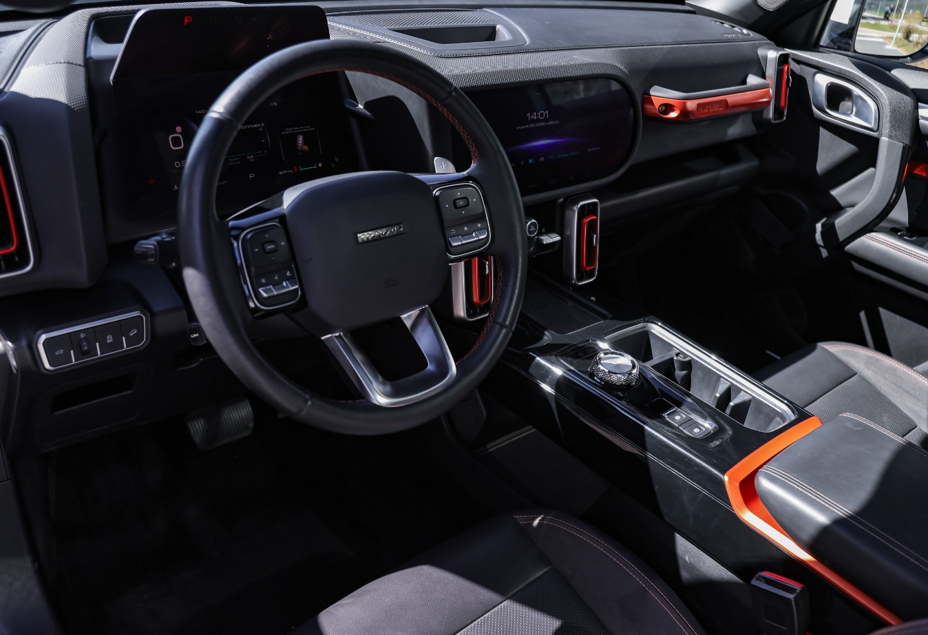 Аренда haval dargo бизнес класса 2023 года в городе Москва Авиамоторная от 6320 руб./сутки, полный привод, двигатель: бензин, объем 2 литра, каско (Мультидрайв), ОСАГО (Мультидрайв), без водителя, недорого, вид 2 - RentRide