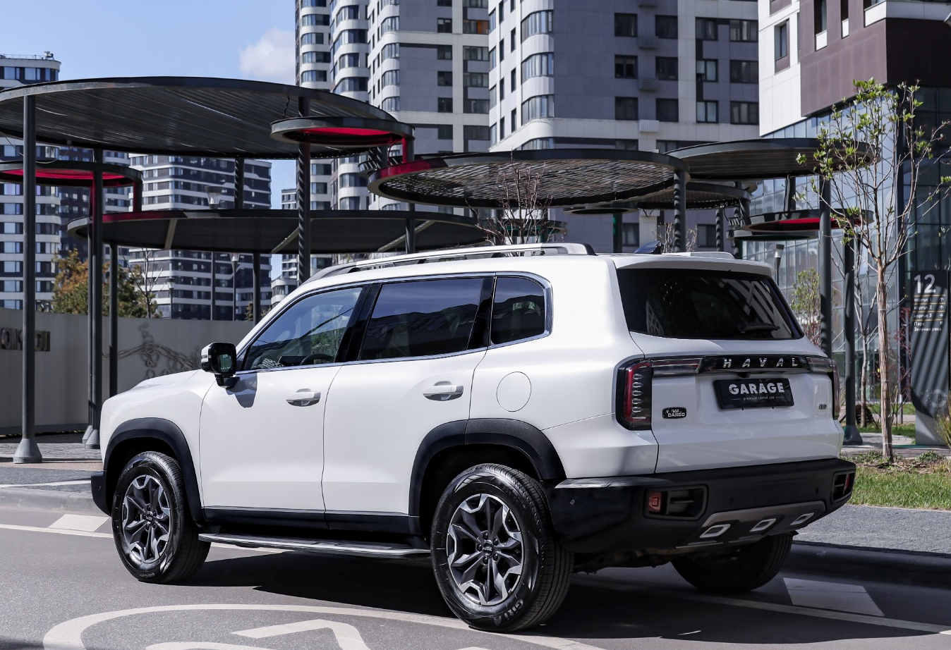 Аренда haval dargo бизнес класса 2023 года в городе Москва Авиамоторная от 6320 руб./сутки, полный привод, двигатель: бензин, объем 2 литра, каско (Мультидрайв), ОСАГО (Мультидрайв), без водителя, недорого, вид 6 - RentRide
