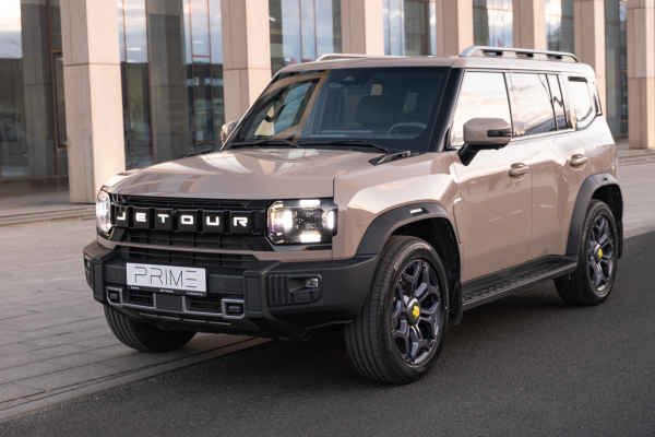 Прокат авто jetour t2 бизнес класса 2024 года в городе Москва Тульская от 8000 руб./сутки, полный привод, двигатель: бензин, объем 2 литра, каско (Мультидрайв), ОСАГО (Мультидрайв), без водителя, недорого - RentRide