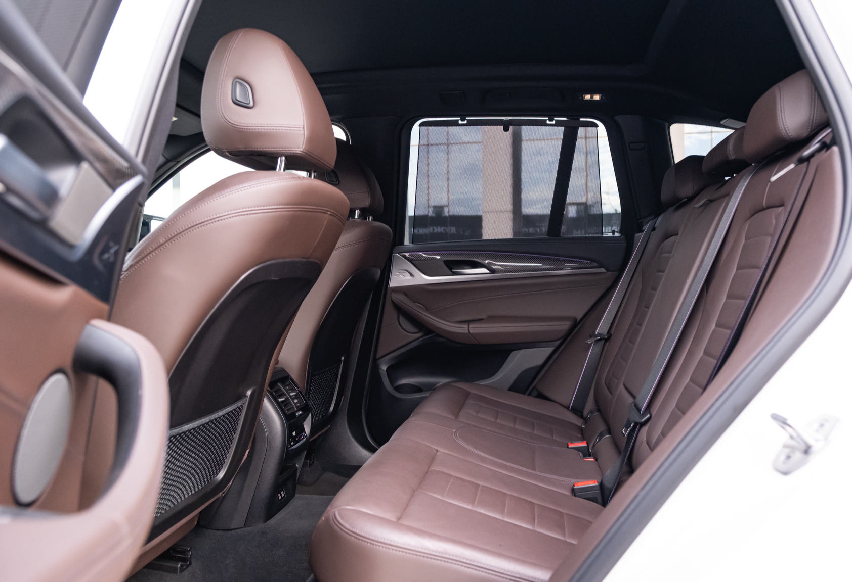 Аренда bmw x3 премиум класса 2022 года в городе Москва Тульская от 15120 руб./сутки, полный привод, двигатель: бензин, объем 3 литра, каско (Мультидрайв), ОСАГО (Мультидрайв), без водителя, недорого, вид 10 - RentRide
