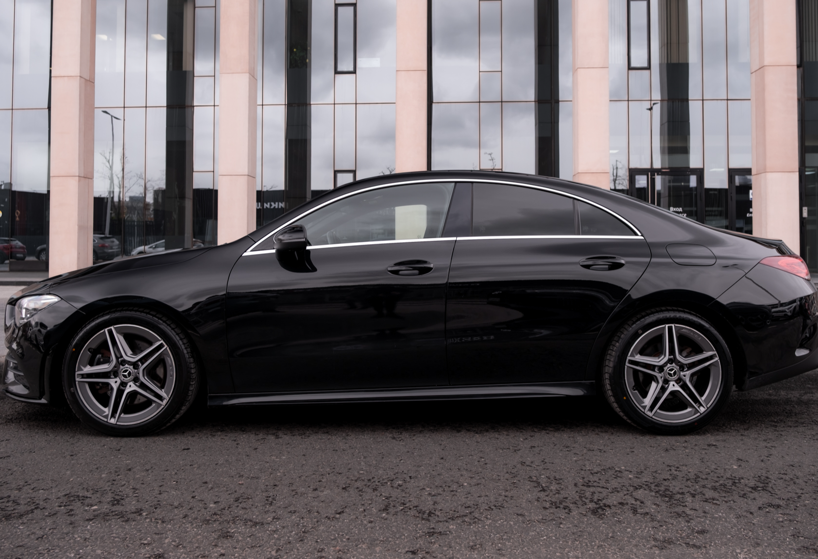 Аренда mercedes-benz cla бизнес класса 2019 года в городе Москва Тульская от 6320 руб./сутки, передний привод, двигатель: бензин, объем 1.3 литра, каско (Мультидрайв), ОСАГО (Мультидрайв), без водителя, недорого, вид 2 - RentRide