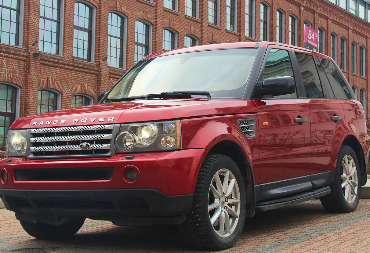 Аренда land-rover range-rover-sport бизнес класса 2008 года в городе Москва от 7992 руб./сутки, полный привод, двигатель: бензин, объем 4.2 литра, ОСАГО (Впишу в полис), без водителя, недорого - RentRide