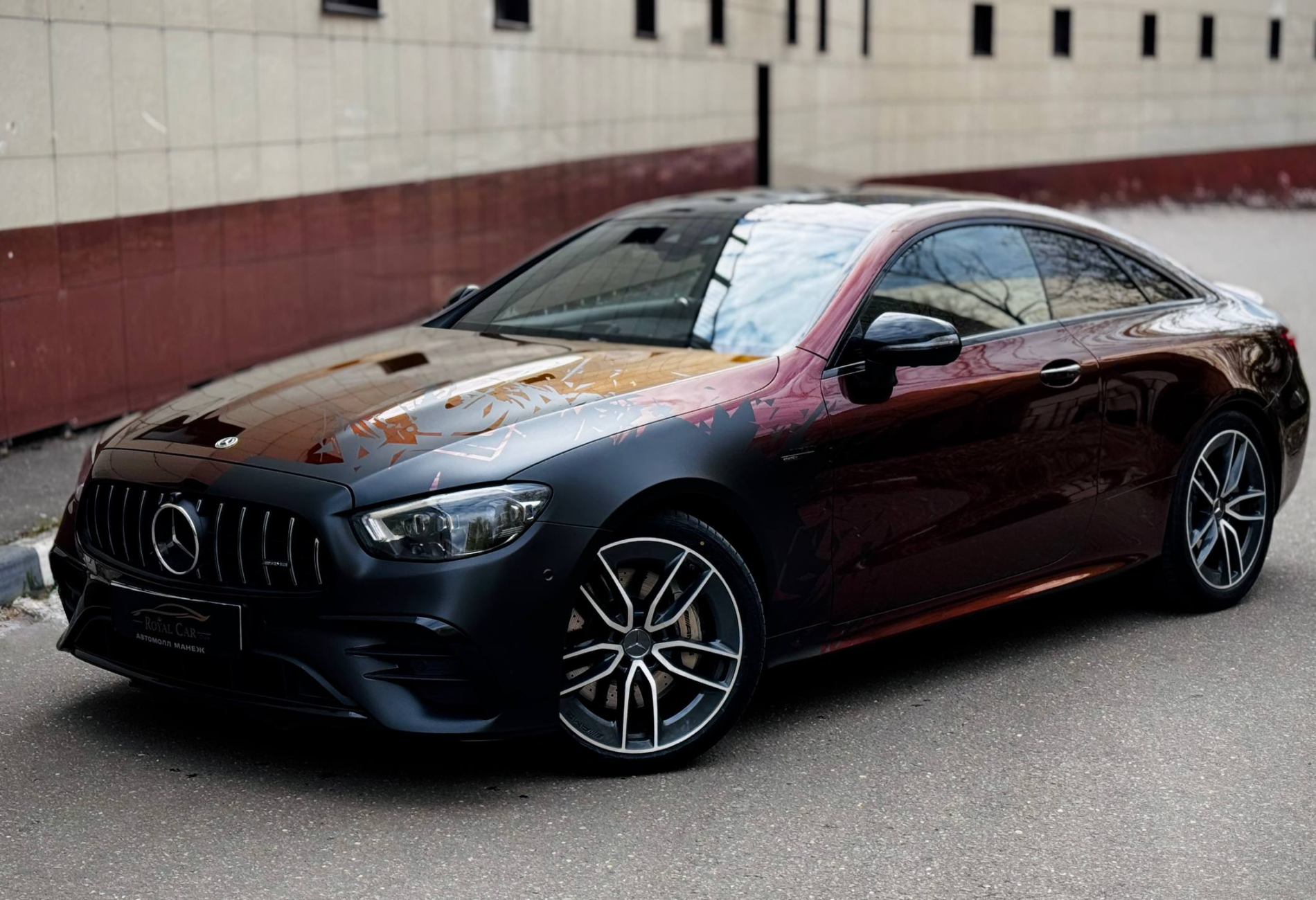 Аренда mercedes-benz e-klass-amg бизнес класса 2020 года в городе Москва от 16800 руб./сутки, полный привод, двигатель: бензин, объем 3 литра, ОСАГО (Мультидрайв), без водителя, недорого - RentRide