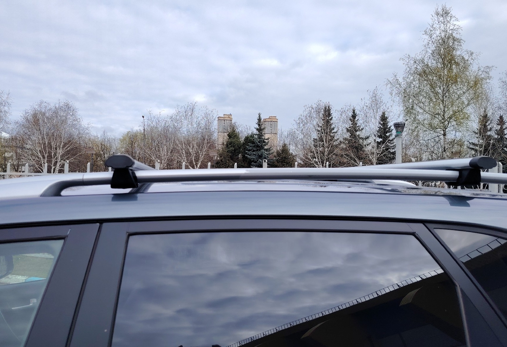 Аренда kia sorento комфорт класса 2014 года в городе Москва Минская от 4000 руб./сутки, передний привод, двигатель: бензин, объем 2.4 литра, ОСАГО (Впишу в полис), без водителя, недорого, вид 6 - RentRide