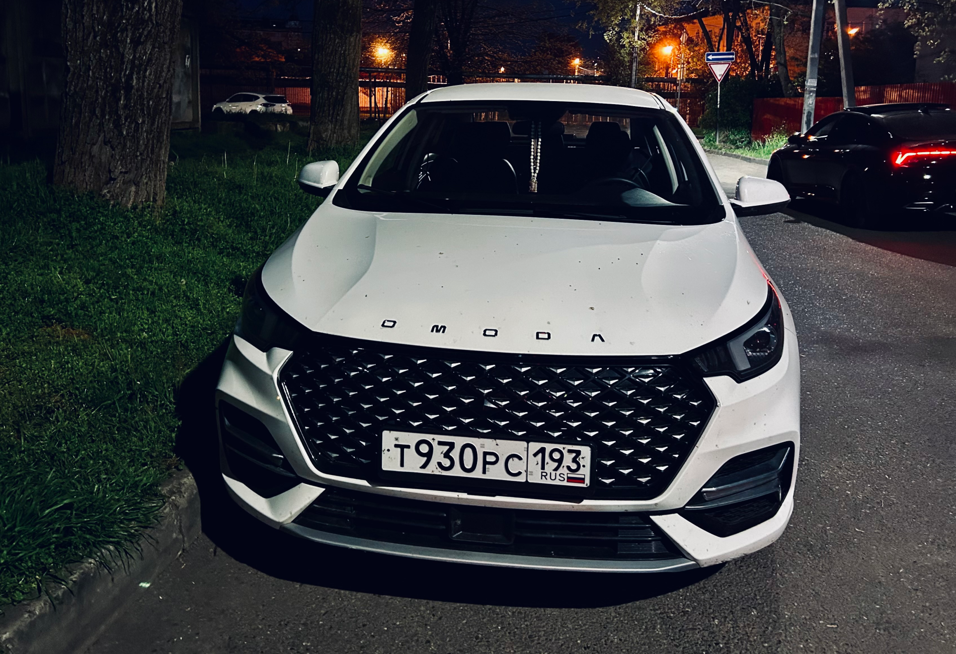Аренда omoda s5 комфорт класса 2024 года в городе Москва от 3200 руб./сутки, передний привод, двигатель: бензин, объем 1.5 литров, каско (Мультидрайв), ОСАГО (Мультидрайв), без водителя, недорого, вид 2 - RentRide