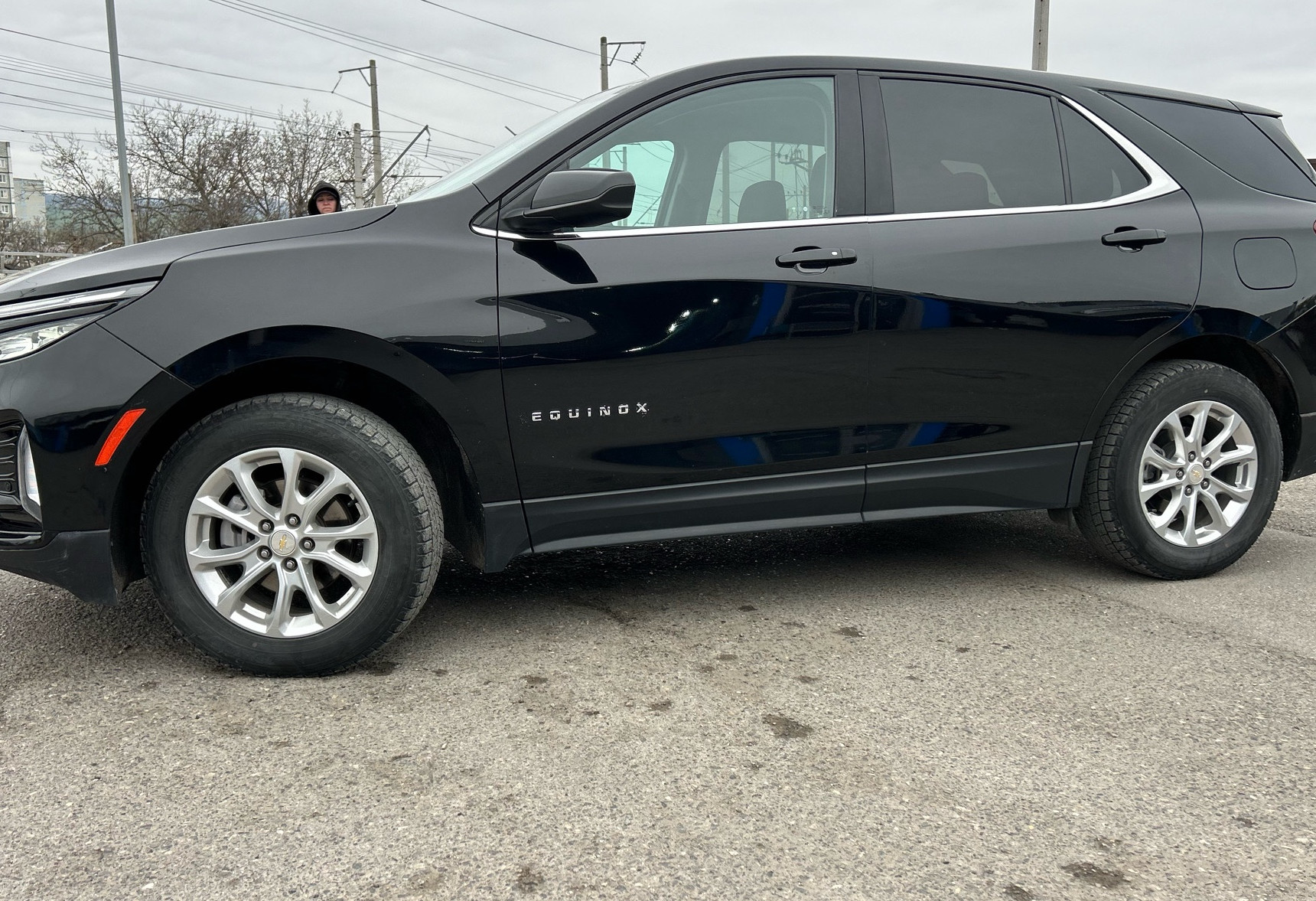 Аренда chevrolet equinox стандарт класса 2021 года в городе Москва от 4880 руб./сутки, полный привод, двигатель: бензин, объем 1.5 литров, ОСАГО (Впишу в полис), без водителя, недорого, вид 3 - RentRide