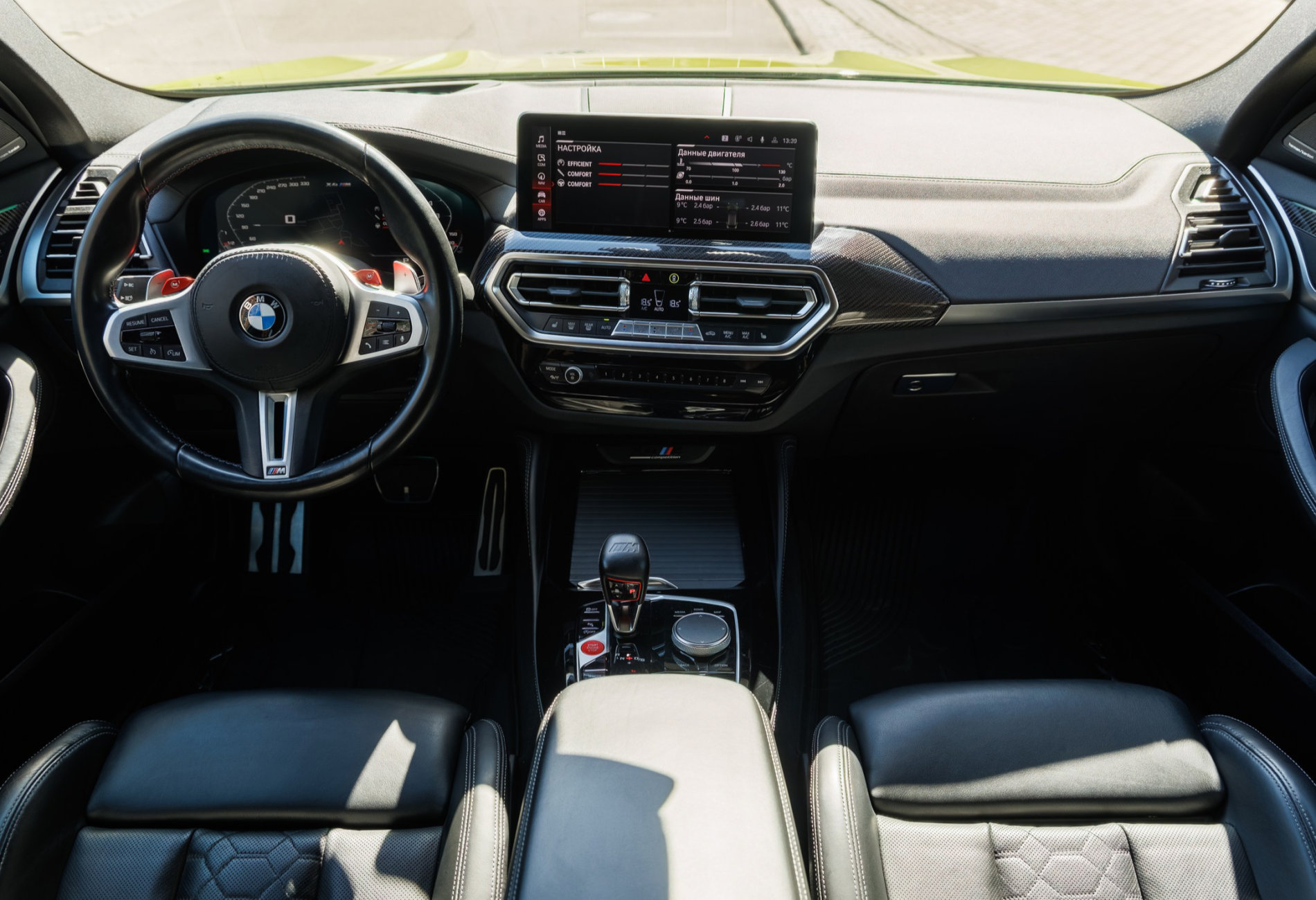 Аренда bmw x4-m премиум класса 2022 года в городе Москва Лермонтовский проспект от 25520 руб./сутки, полный привод, двигатель: бензин, объем 3 литра, каско (Мультидрайв), ОСАГО (Мультидрайв), без водителя, недорого, вид 7 - RentRide