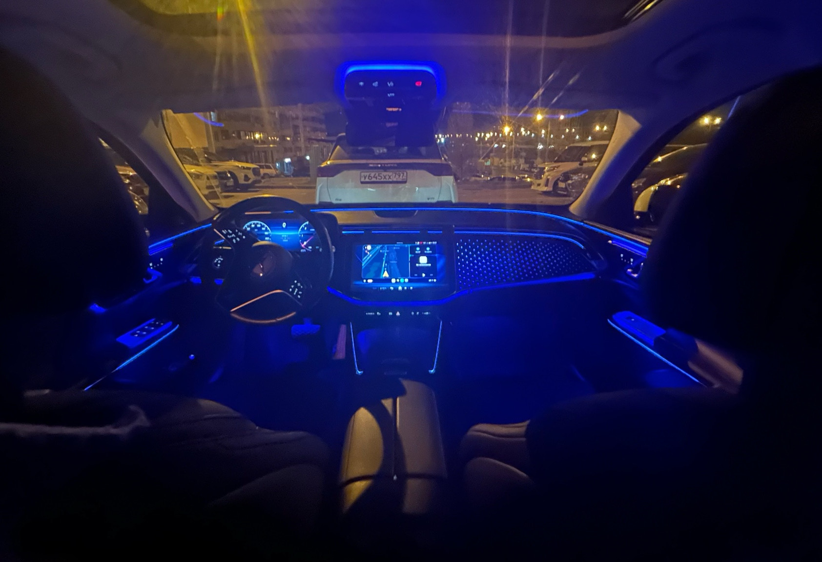 Аренда mercedes-benz e-klass премиум класса 2024 года в городе Москва от 16000 руб./сутки, полный привод, двигатель: дизель, объем 2 литра, ОСАГО (Впишу в полис), без водителя, недорого, вид 11 - RentRide