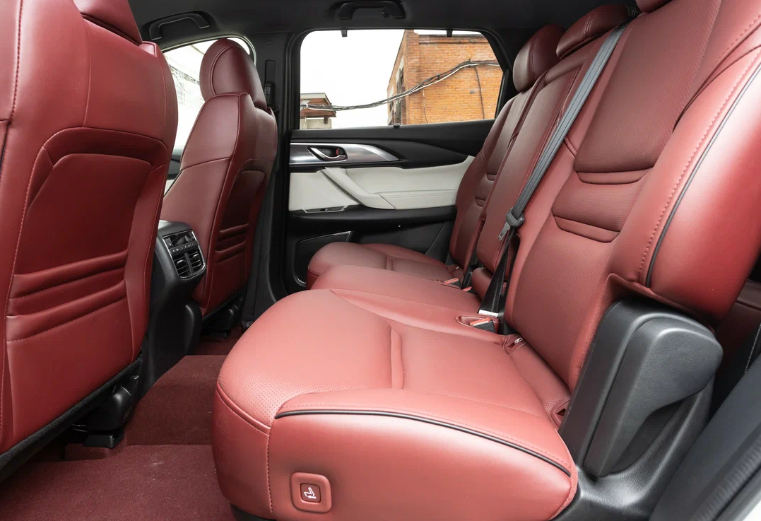 Аренда mazda cx-9 комфорт класса 2021 года в городе Москва Жулебино от 9520 руб./сутки, полный привод, двигатель: бензин, объем 2.5 литров, каско (Мультидрайв), ОСАГО (Мультидрайв), без водителя, недорого, вид 12 - RentRide