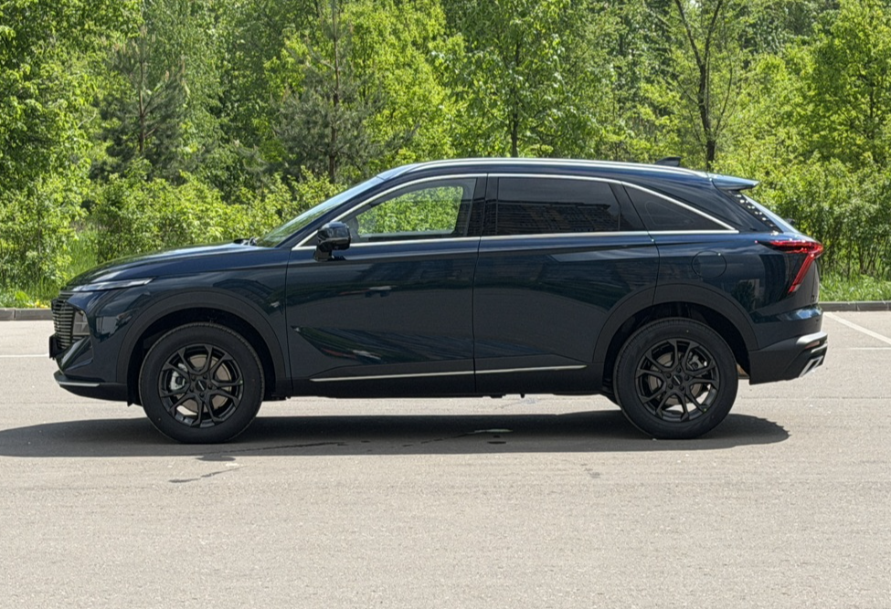 Аренда haval f7 комфорт класса 2026 года в городе Москва Чертановская от 4960 руб./сутки, передний привод, двигатель: бензин, объем 1.5 литров, каско (Мультидрайв), ОСАГО (Мультидрайв), без водителя, недорого, вид 3 - RentRide