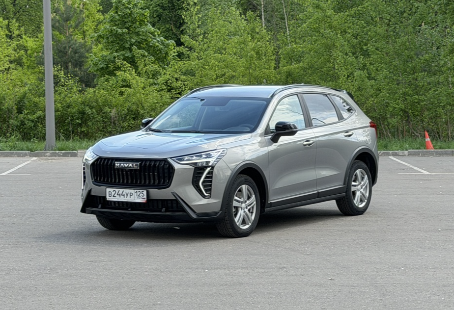 Аренда haval jolion комфорт класса 2026 года в городе Москва Чертановская от 4480 руб./сутки, полный привод, двигатель: бензин, объем 1.5 литров, каско (Мультидрайв), ОСАГО (Мультидрайв), без водителя, недорого - RentRide