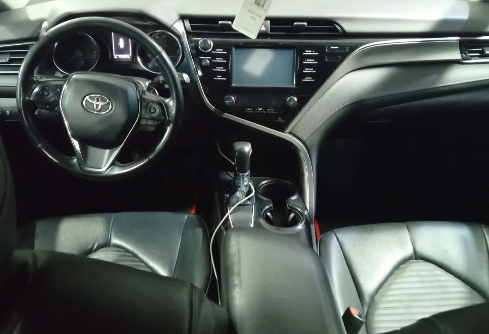 Аренда toyota camry эконом класса 2019 года в городе Москва Новые Черемушки от 2900 руб./сутки, передний привод, двигатель: бензин, объем 2.5 литров, ОСАГО (Впишу в полис), без водителя, недорого, вид 9 - RentRide