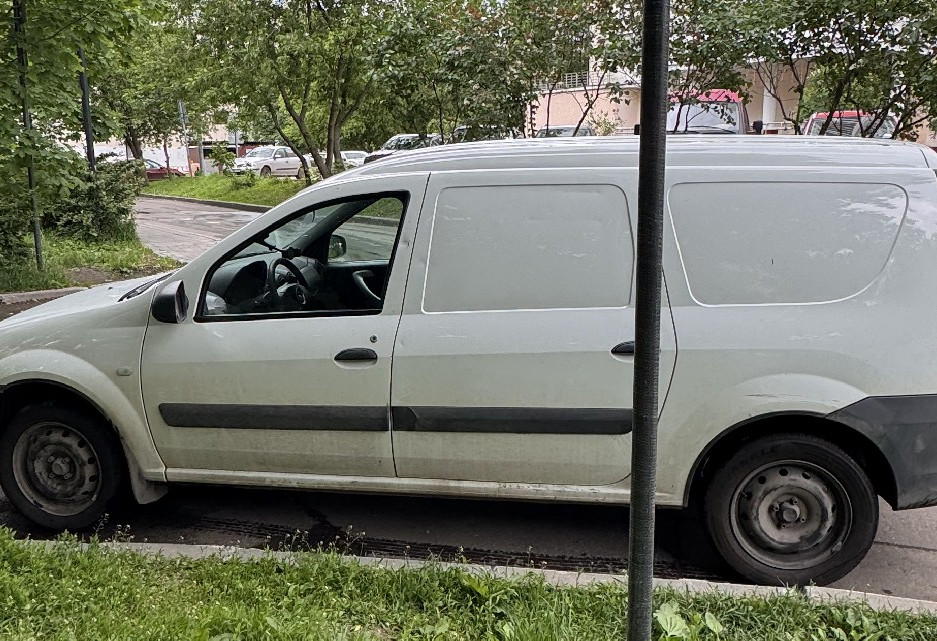 Аренда lada-vaz largus эконом класса 2017 года в городе Москва Бабушкинская от 2000 руб./сутки, передний привод, двигатель: бензин, объем 1.5 литров, ОСАГО (Впишу в полис), без водителя, недорого, вид 4 - RentRide