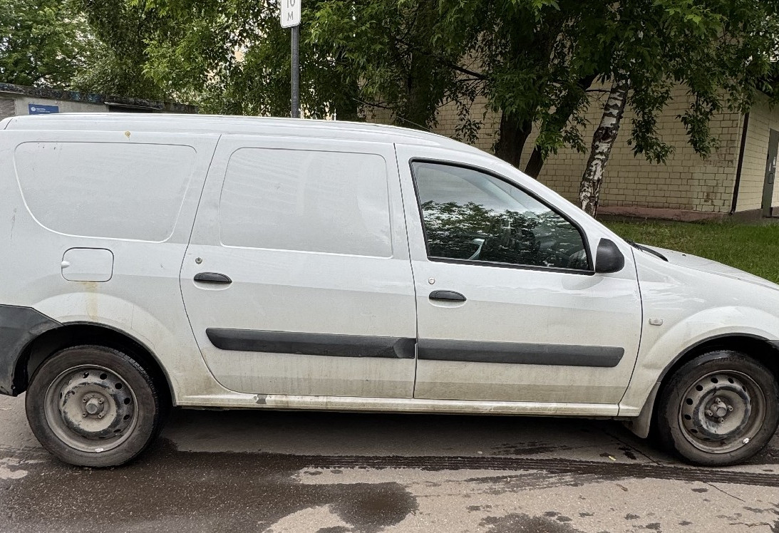 Аренда lada-vaz largus эконом класса 2017 года в городе Москва Бабушкинская от 2000 руб./сутки, передний привод, двигатель: бензин, объем 1.5 литров, ОСАГО (Впишу в полис), без водителя, недорого, вид 2 - RentRide
