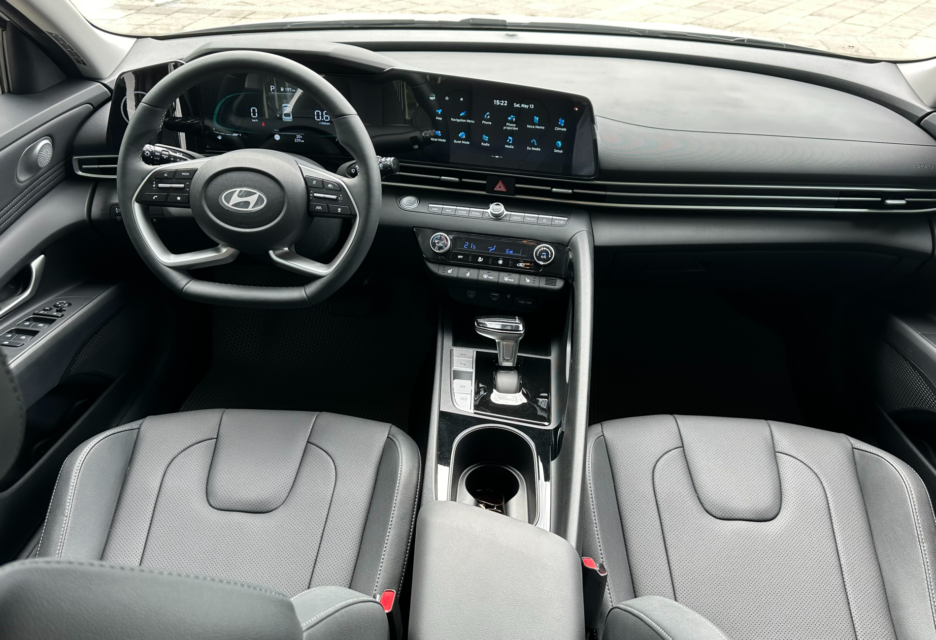 Аренда hyundai elantra комфорт класса 2023 года в городе Москва от 4400 руб./сутки, передний привод, двигатель: бензин, объем 1.5 литров, ОСАГО (Мультидрайв), без водителя, недорого, вид 7 - RentRide