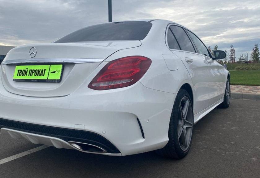 Аренда mercedes-benz c-klass бизнес класса 2016 года в городе Москва от 6560 руб./сутки, передний привод, двигатель: бензин, объем 1.6 литров, ОСАГО (Мультидрайв), без водителя, недорого, вид 3 - RentRide