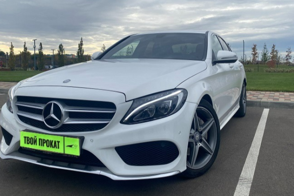 Прокат авто mercedes-benz c-klass бизнес класса 2016 года в городе Краснодар от 6560 руб./сутки, передний привод, двигатель: бензин, объем 1.6 литров, ОСАГО (Мультидрайв), без водителя, недорого - RentRide