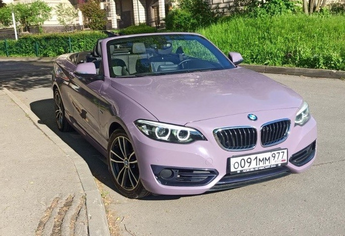 Аренда bmw 2-serii бизнес класса 2018 года в городе Москва Щелковская от 8000 руб./сутки, задний привод, двигатель: бензин, объем 1.5 литров, ОСАГО (Мультидрайв), без водителя, недорого, вид 3 - RentRide