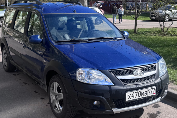 Прокат авто lada-vaz largus эконом класса 2016 года в городе Москва от 1520 руб./сутки, передний привод, двигатель: бензин, объем 1.6 литров, ОСАГО (Впишу в полис), без водителя, недорого - RentRide