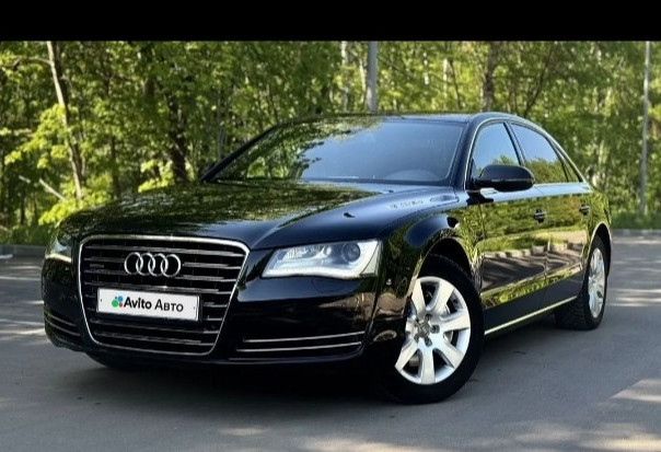 Аренда audi a8 бизнес класса 2013 года в городе Москва от 5560 руб./сутки, полный привод, двигатель: бензин, объем 3 литра, ОСАГО (Впишу в полис), без водителя, недорого - RentRide