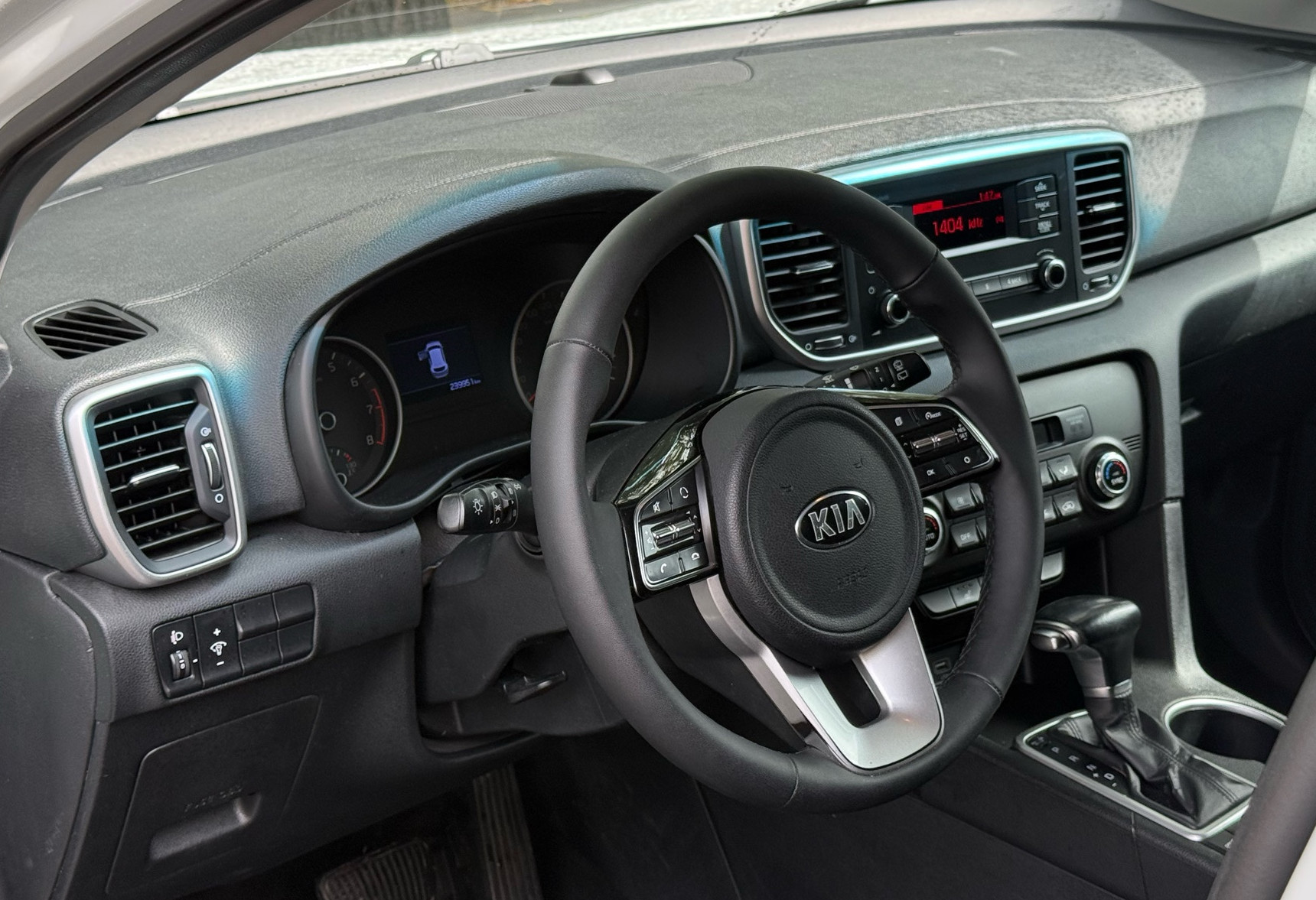 Аренда kia sportage бизнес класса 2019 года в городе Москва Нагорная от 6392 руб./сутки, передний привод, двигатель: бензин, объем 2 литра, ОСАГО (Впишу в полис), без водителя, недорого, вид 8 - RentRide