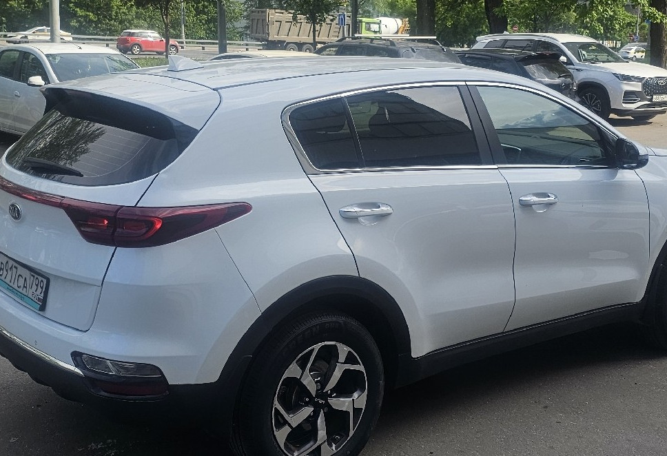 Аренда kia sportage стандарт класса 2019 года в городе Москва Нагорная от 4400 руб./сутки, передний привод, двигатель: бензин, объем 2 литра, ОСАГО (Впишу в полис), без водителя, недорого, вид 3 - RentRide