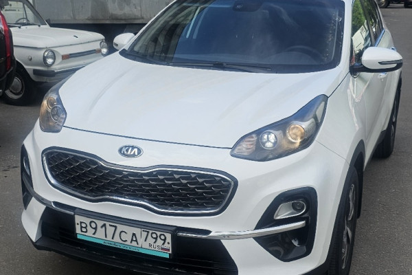 Прокат авто kia sportage стандарт класса 2019 года в городе Москва Нагорная от 4400 руб./сутки, передний привод, двигатель: бензин, объем 2 литра, ОСАГО (Впишу в полис), без водителя, недорого - RentRide