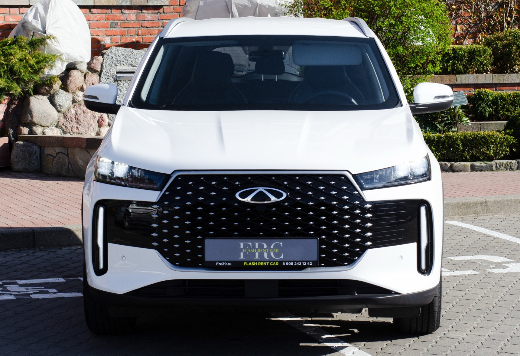 Аренда chery tiggo-4 комфорт класса 2025 года в городе Москва от 4392 руб./сутки, передний привод, двигатель: бензин, объем 1.5 литров, каско (Впишу в полис), ОСАГО (Мультидрайв), без водителя, недорого, вид 5 - RentRide