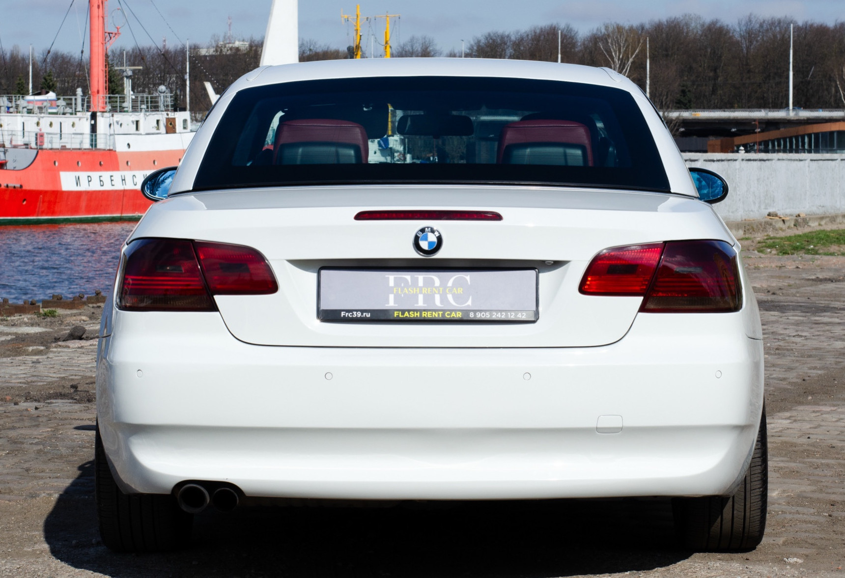 Аренда bmw 3-serii-cabrio бизнес класса 2008 года в городе Москва от 6232 руб./сутки, задний привод, двигатель: бензин, объем 2.5 литров, каско (Впишу в полис), ОСАГО (Мультидрайв), без водителя, недорого, вид 8 - RentRide
