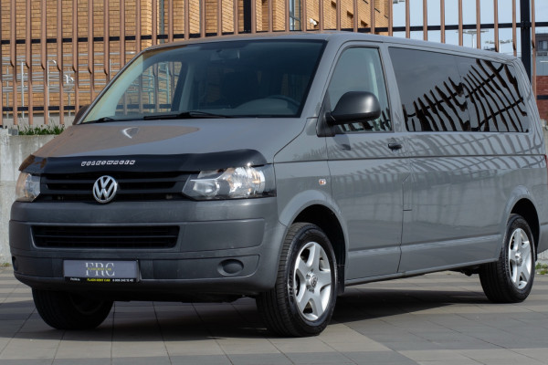 Прокат авто volkswagen caravelle 2012 года в городе Калининград от 7192 руб./сутки, передний привод, двигатель: дизель, объем 2 литра, каско (Впишу в полис), ОСАГО (Мультидрайв), без водителя, недорого - RentRide