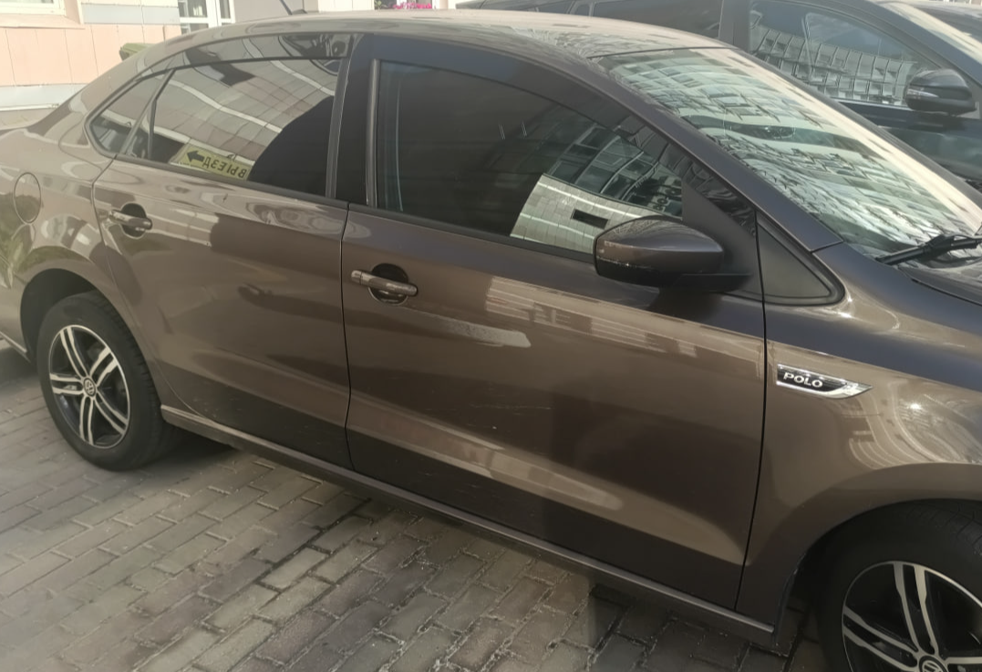 Аренда volkswagen polo эконом класса 2019 года в городе Москва Каховская от 1920 руб./сутки, передний привод, двигатель: бензин, объем 1.6 литров, ОСАГО (Мультидрайв), без водителя, недорого, вид 3 - RentRide