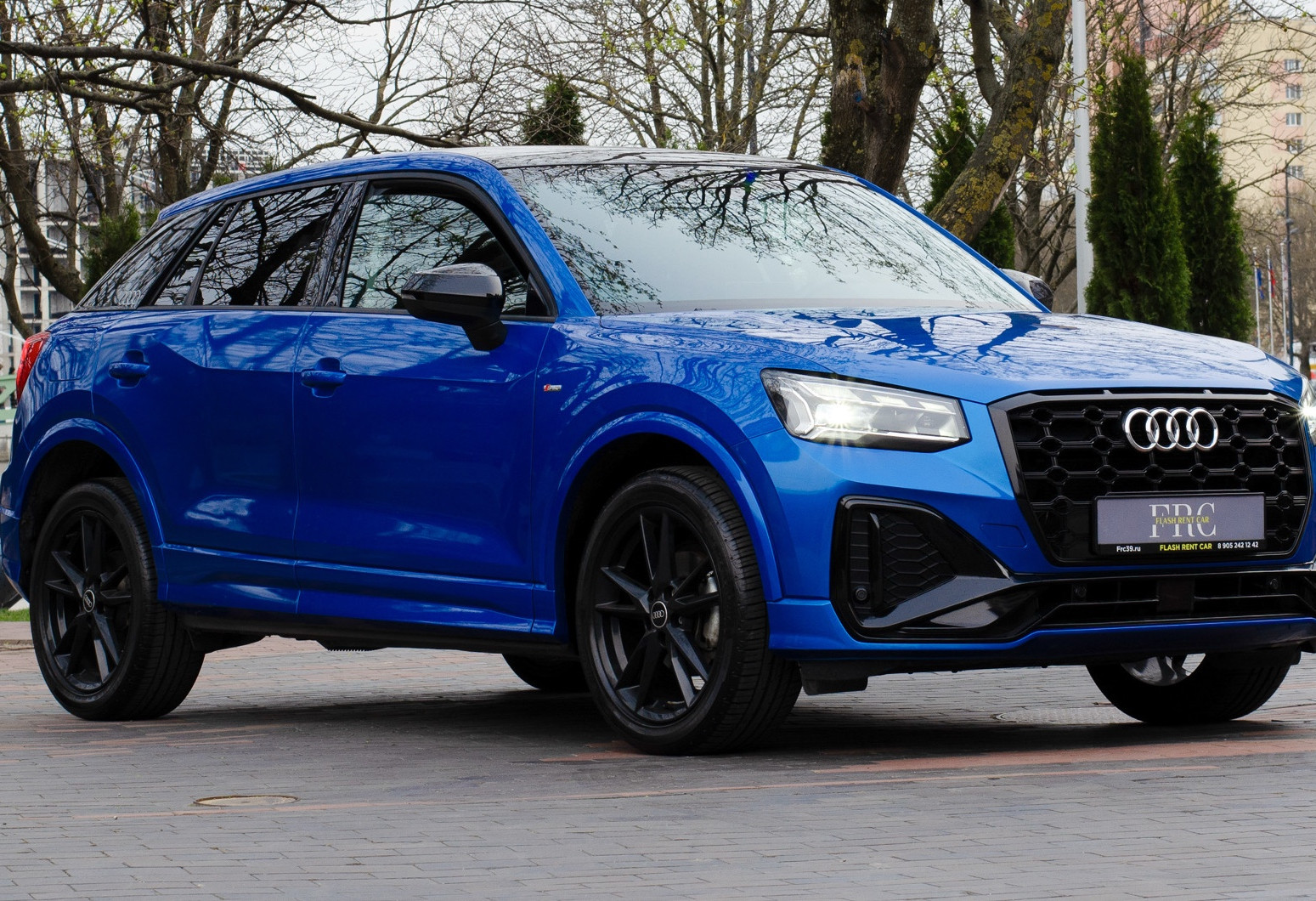 Аренда audi q2 бизнес класса 2021 года в городе Москва от 5832 руб./сутки, передний привод, двигатель: бензин, объем 1.5 литров, каско (Впишу в полис), ОСАГО (Мультидрайв), без водителя, недорого, вид 2 - RentRide