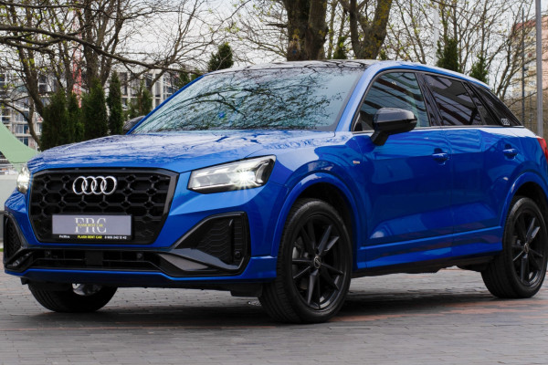 Прокат авто audi q2 бизнес класса 2021 года в городе Калининград от 5832 руб./сутки, передний привод, двигатель: бензин, объем 1.5 литров, каско (Впишу в полис), ОСАГО (Мультидрайв), без водителя, недорого - RentRide